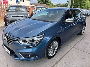 Used 2017 Renault Megane Dynamique Nav Blue - Interior and Exterior details 18