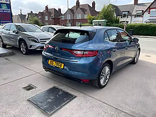 Used 2017 Renault Megane Dynamique Nav Blue - Interior and Exterior details 2