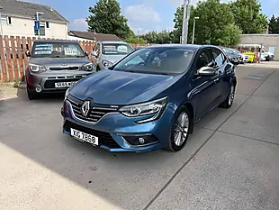 Used 2017 Renault Megane Dynamique Nav Blue - Interior and Exterior details 4
