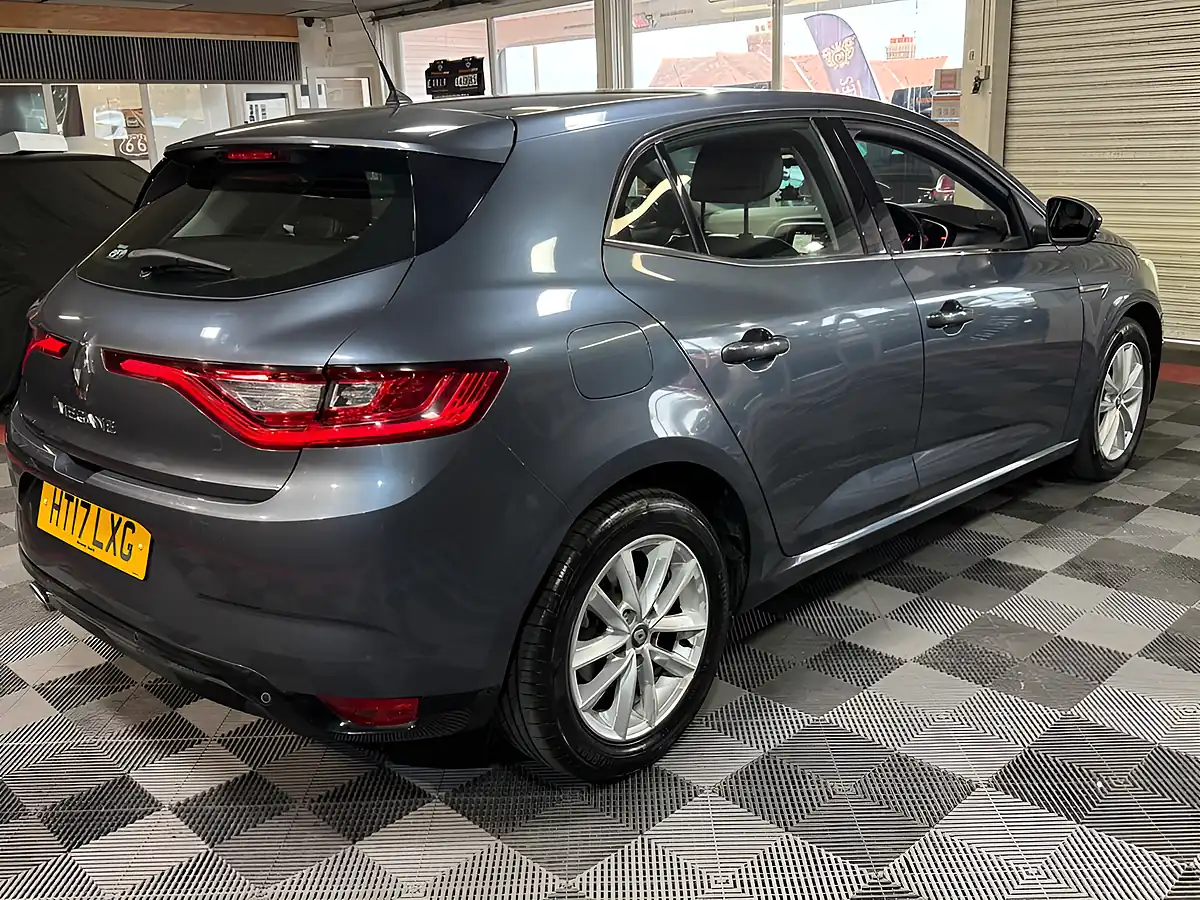 Used 2017 Renault Megane Dynamique Nav Grey - Interior and Exterior details 10