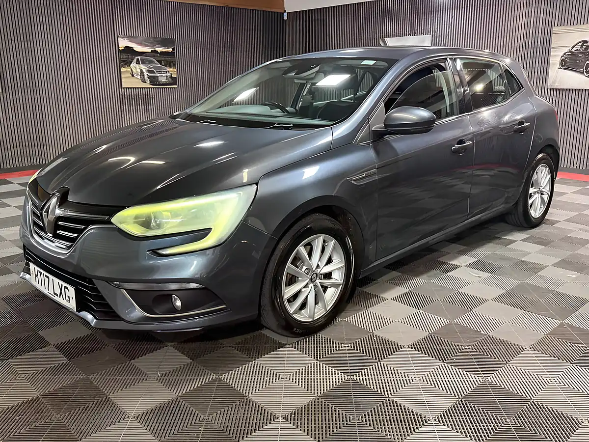Used 2017 Renault Megane Dynamique Nav Grey - Interior and Exterior details 4