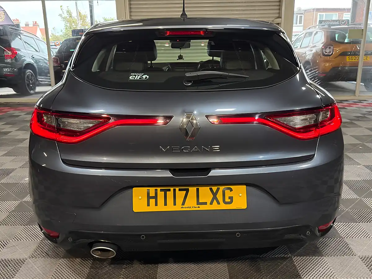 Used 2017 Renault Megane Dynamique Nav Grey - Interior and Exterior details 5