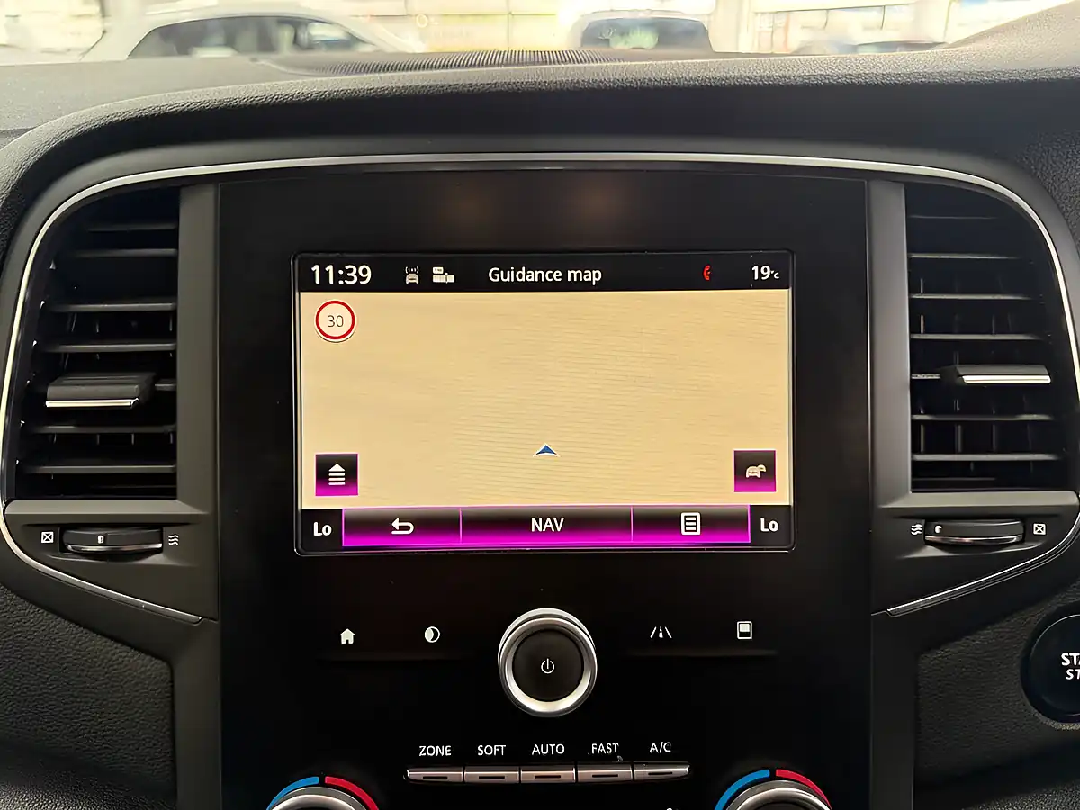 Used 2017 Renault Megane Dynamique Nav Red - Interior and Exterior details 17