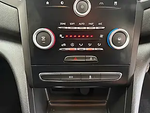 Used 2017 Renault Megane Dynamique Nav Red - Interior and Exterior details 19