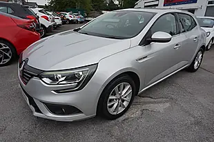Used 2017 Renault Megane Dynamique Nav Silver - Interior and Exterior details 3