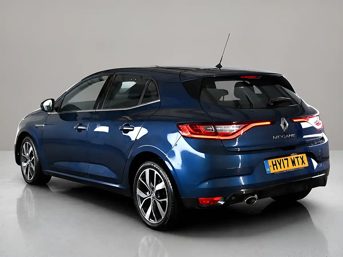 Used 2017 Renault Megane Dynamique S Blue - Interior and Exterior details 2