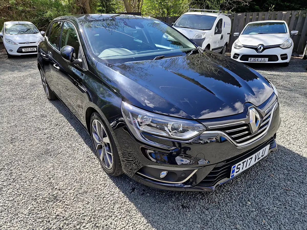 Used 2017 Renault Megane Dynamique S Nav Black - Front View