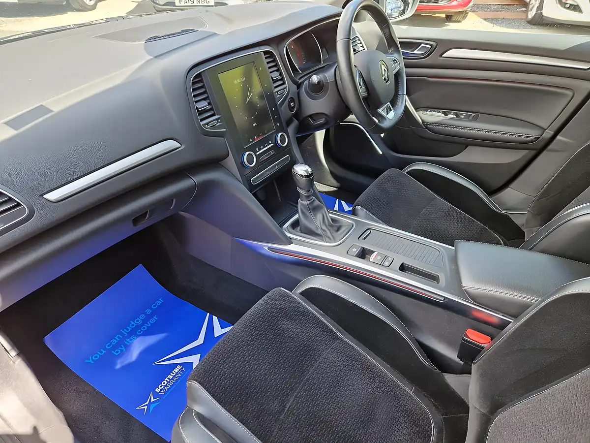 Used 2017 Renault Megane Dynamique S Nav Black - Interior and Exterior details 9