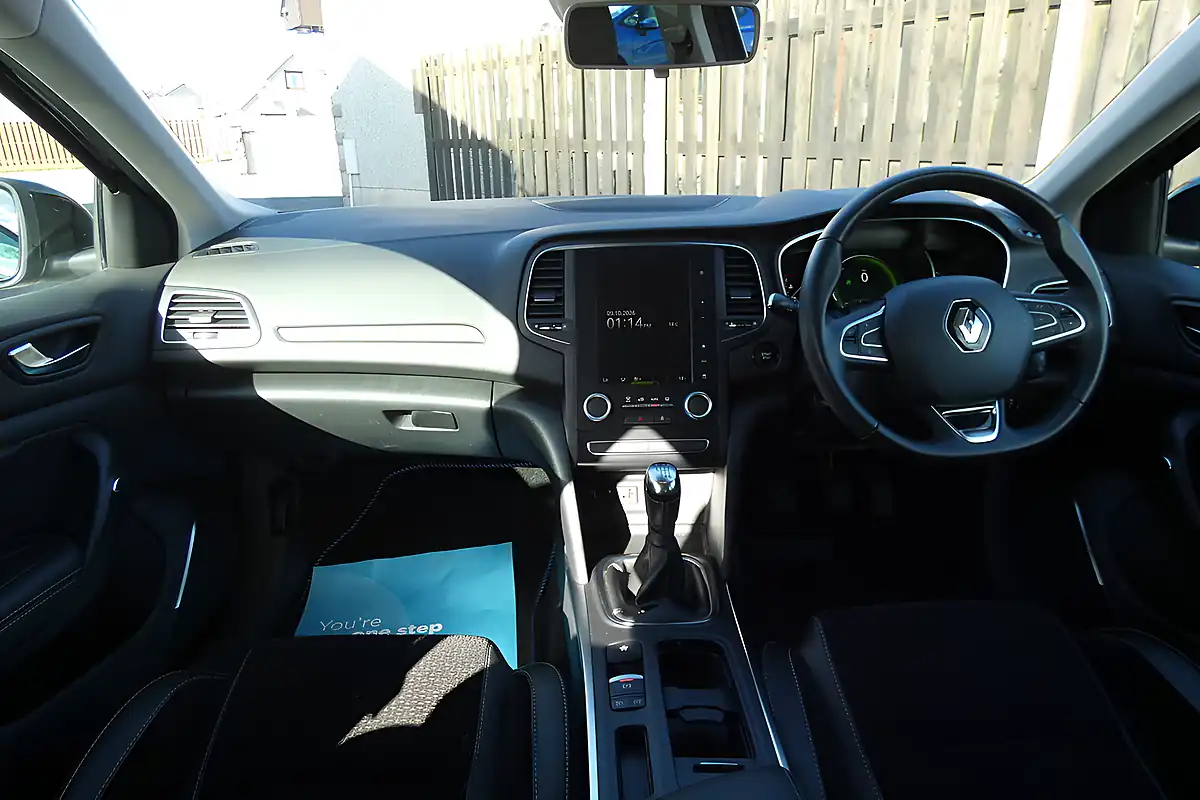 Used 2017 Renault Megane Dynamique S Nav Diamond Black - Interior and Exterior details 11