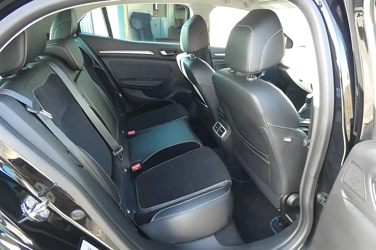Used 2017 Renault Megane Dynamique S Nav Diamond Black - Interior and Exterior details 15