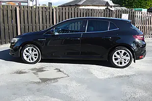 Used 2017 Renault Megane Dynamique S Nav Diamond Black - Interior and Exterior details 5