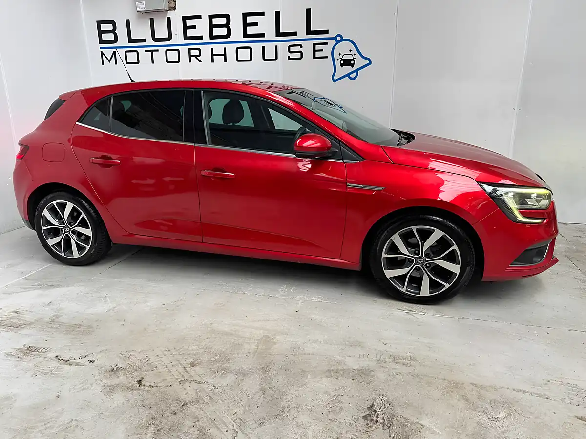 Used 2017 Renault Megane Dynamique S Nav Flame Red - Interior and Exterior details 8