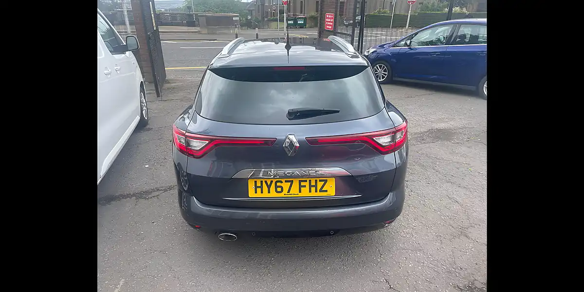 Used 2017 Renault Megane Dynamique S Nav Sport Tourer Grey - Interior and Exterior details 5