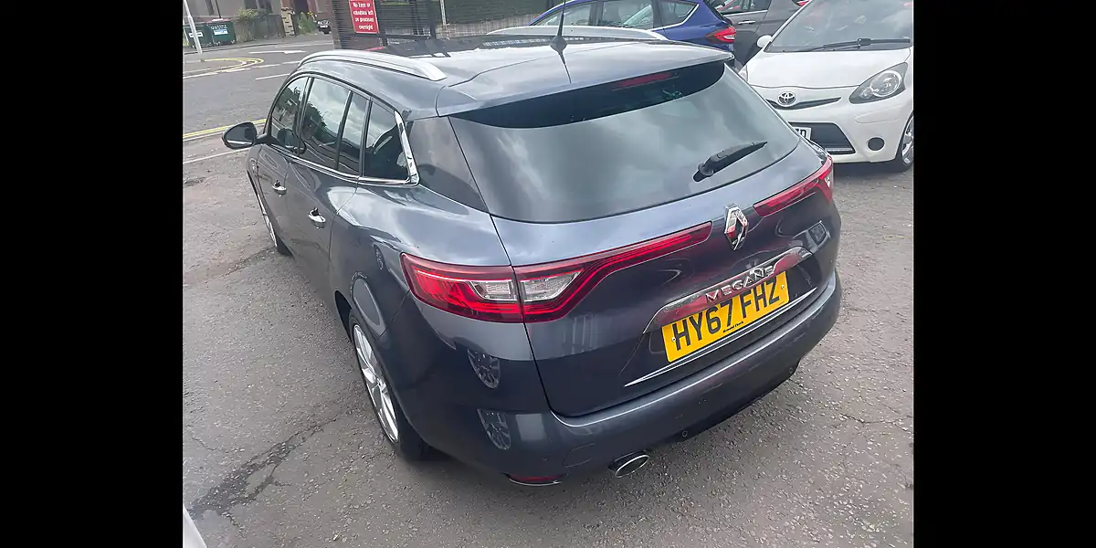 Used 2017 Renault Megane Dynamique S Nav Sport Tourer Grey - Interior and Exterior details 6