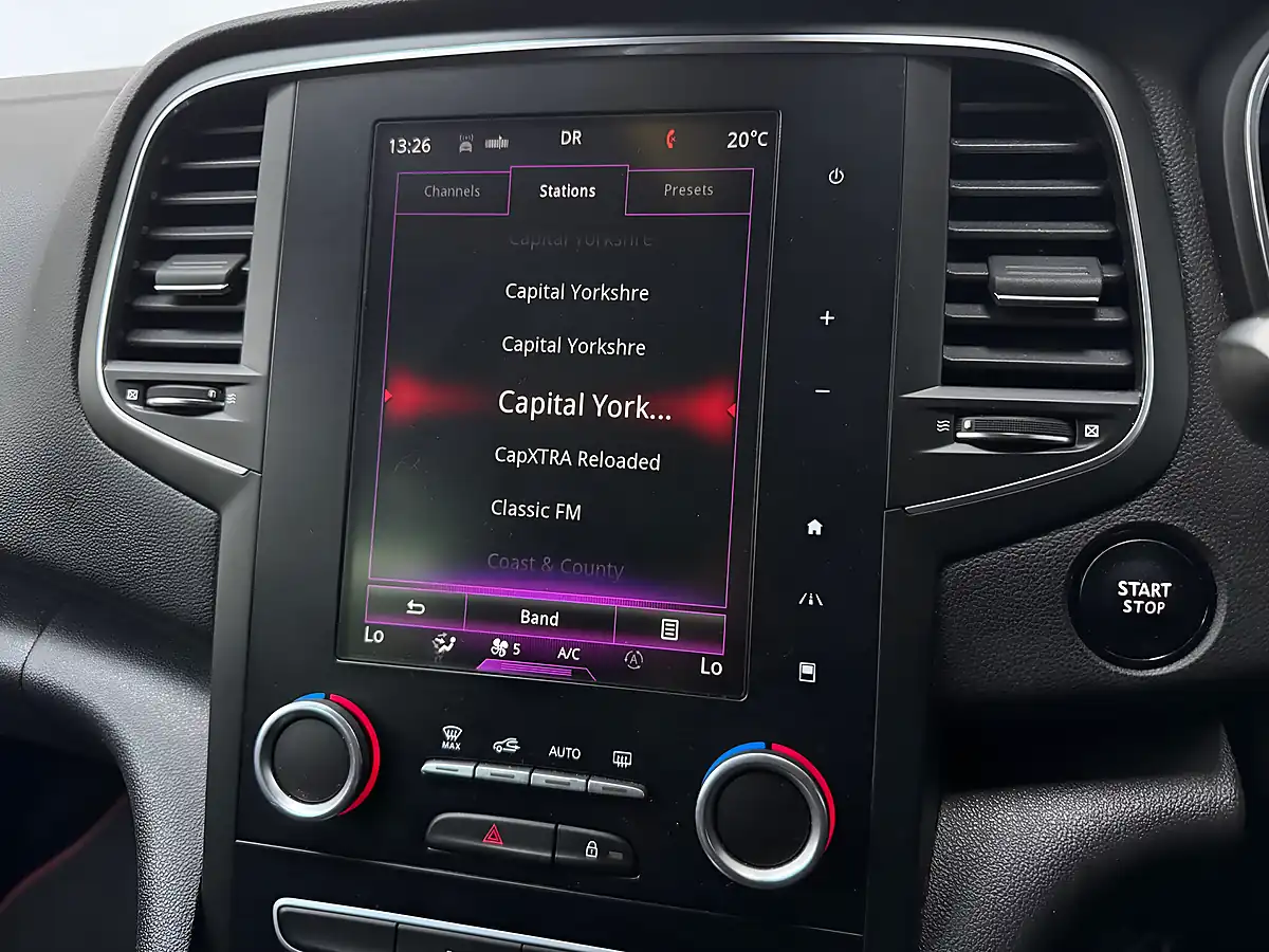 Used 2017 Renault Megane Dynamique S Nav Titanium Grey - Interior and Exterior details 14