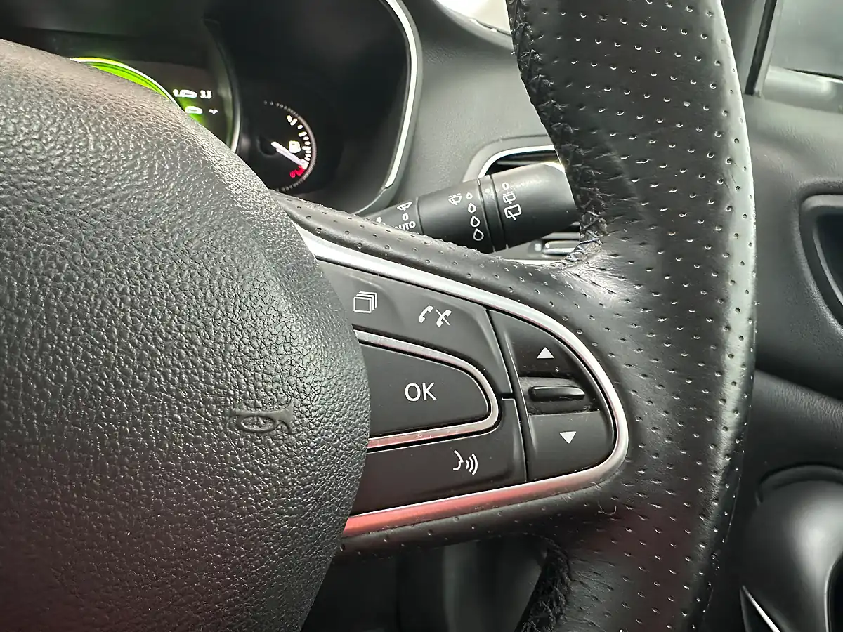Used 2017 Renault Megane GT Line Nav Silver - Interior and Exterior details 16