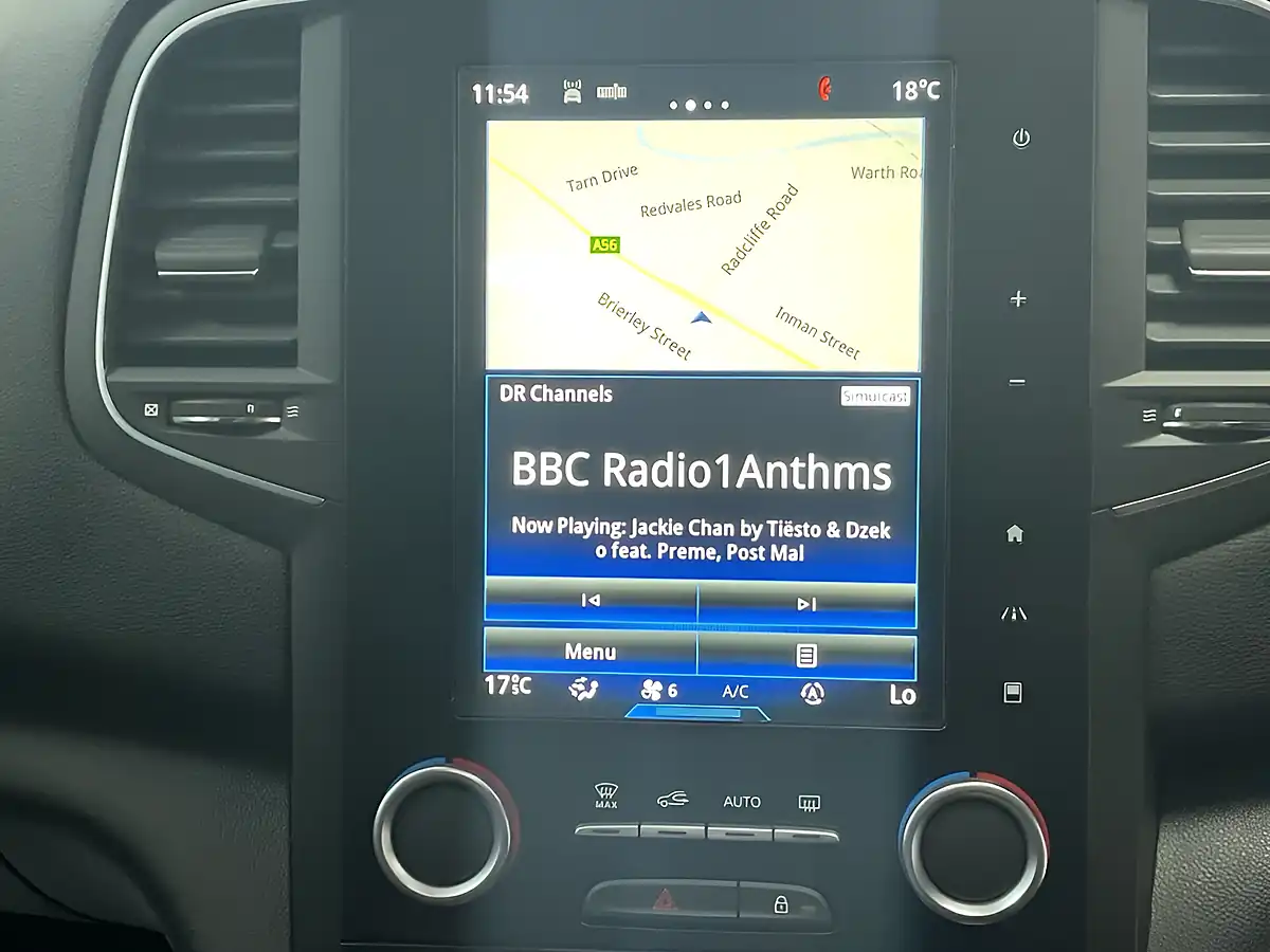 Used 2017 Renault Megane Signature Nav Red - Interior and Exterior details 15