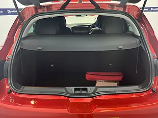 Used 2017 Renault Megane Signature Nav Red - Interior and Exterior details 18