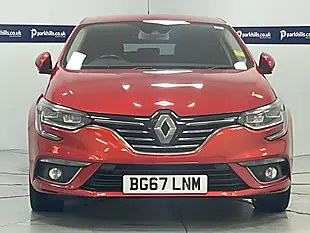 Used 2017 Renault Megane Signature Nav Red - Interior and Exterior details 3