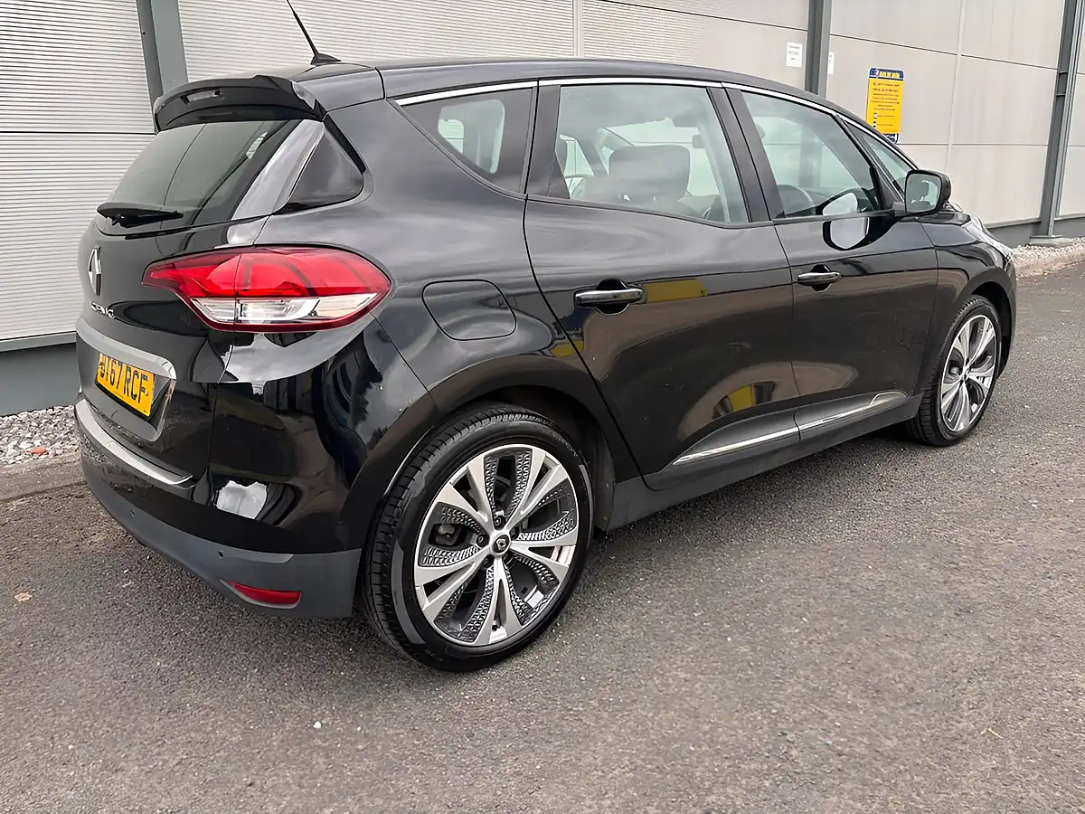 Used 2017 Renault Scenic Dynamique Nav Black - Interior and Exterior details 10