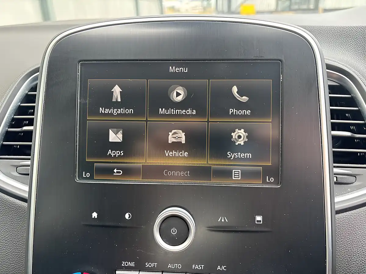 Used 2017 Renault Scenic Dynamique Nav Black - Interior and Exterior details 15