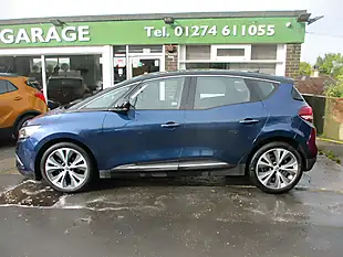 Used 2017 Renault Scenic Dynamique Nav Cosmos Blue - Interior and Exterior details 13