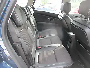 Used 2017 Renault Scenic Dynamique Nav Cosmos Blue - Interior and Exterior details 16