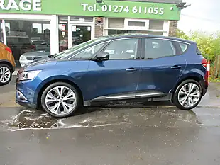 Used 2017 Renault Scenic Dynamique Nav Cosmos Blue - Interior and Exterior details 7