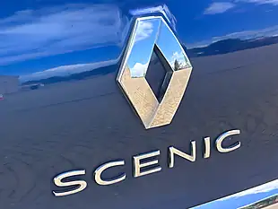 Used 2017 Renault Scenic Dynamique S Nav Blue - Interior and Exterior details 17