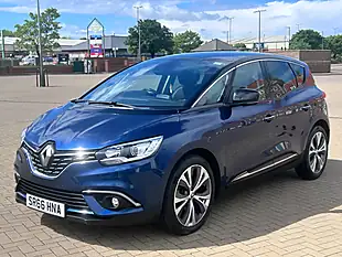 Used 2017 Renault Scenic Dynamique S Nav Blue - Interior and Exterior details 8