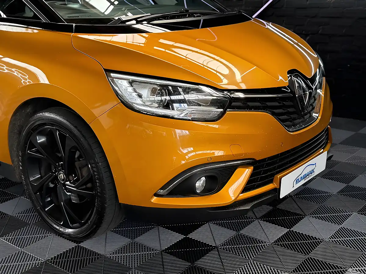 Used 2017 Renault Scenic Dynamique S Nav Honey Yellow - Interior and Exterior details 20