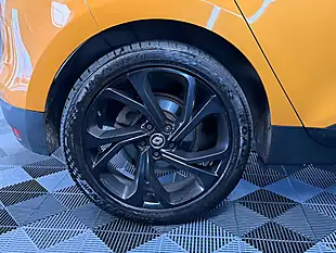 Used 2017 Renault Scenic Dynamique S Nav Honey Yellow - Interior and Exterior details 4
