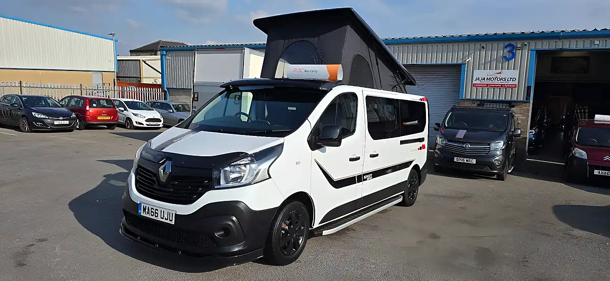 Used 2017 Renault Trafic Campervan White - Interior and Exterior details 11