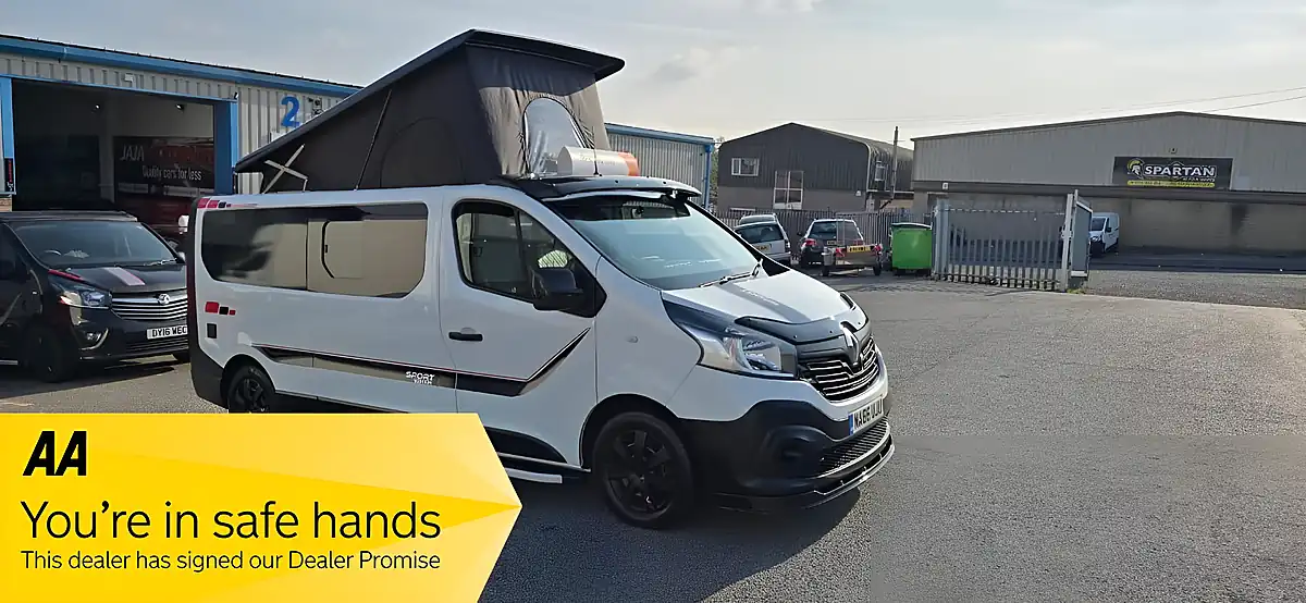 Used 2017 Renault Trafic Campervan White - Interior and Exterior details 4