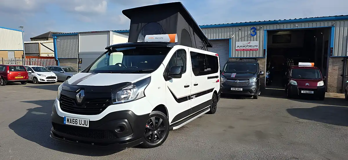 Used 2017 Renault Trafic Campervan White - Interior and Exterior details 6