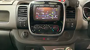 Used 2017 Renault Trafic Sport Nav Lwb Grey - Interior and Exterior details 13