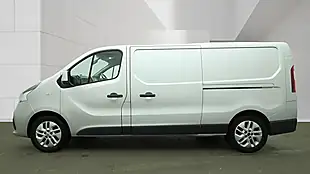 Used 2017 Renault Trafic Sport Nav Silver - Interior and Exterior details 8