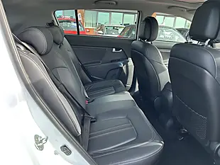 Used 2017 Renault Twingo Blue - Interior and Exterior details 10