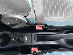 Used 2017 Renault Twingo Blue - Interior and Exterior details 16