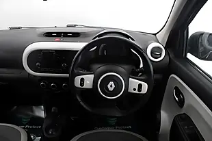 Used 2017 Renault Twingo Dynamique Black - Interior and Exterior details 16