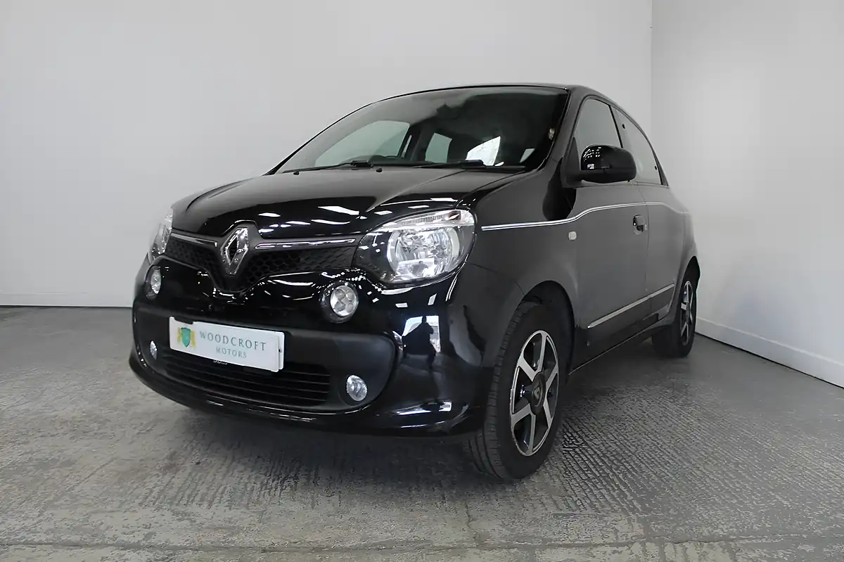 Used 2017 Renault Twingo Dynamique Black - Interior and Exterior details 2