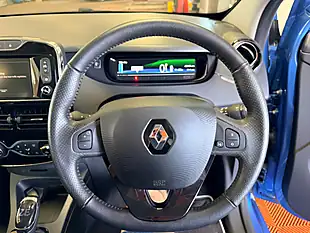 Used 2017 Renault Zoe Dynamique Nav Blue - Interior and Exterior details 12