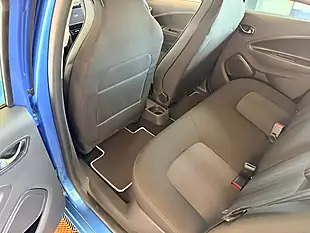 Used 2017 Renault Zoe Dynamique Nav Blue - Interior and Exterior details 16