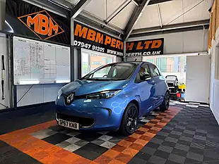 Used 2017 Renault Zoe Dynamique Nav Blue - Interior and Exterior details 3
