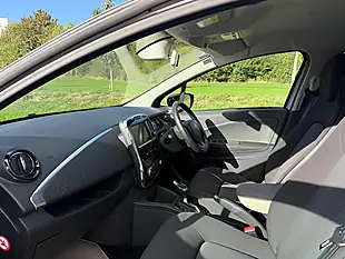Used 2017 Renault Zoe Dynamique Nav Calico Grey - Interior and Exterior details 10