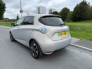 Used 2017 Renault Zoe Dynamique Nav Calico Grey - Interior and Exterior details 4