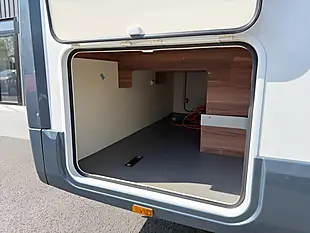 Used 2017 Roller Team Auto-Roller 746 White - Interior and Exterior details 15