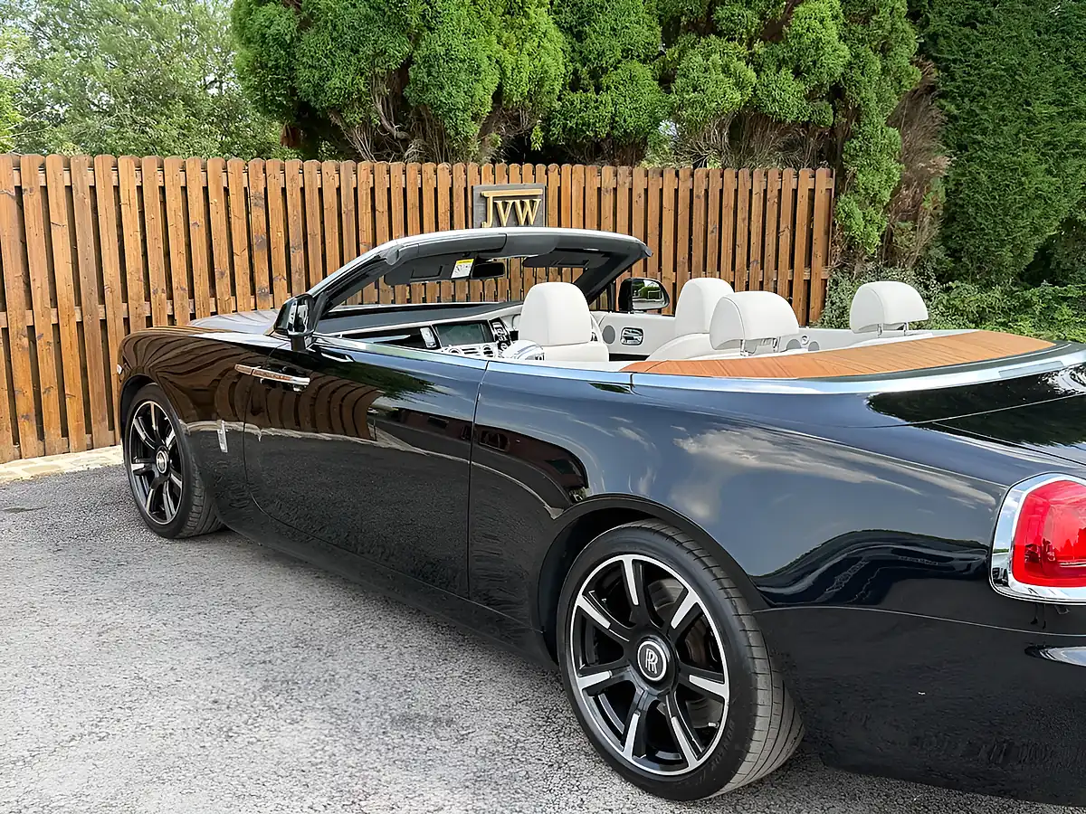 Used 2017 Rolls-Royce Dawn Convertible Black - Interior and Exterior details 11
