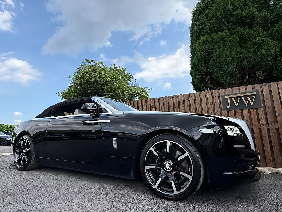 Used 2017 Rolls-Royce Dawn Convertible Black - Interior and Exterior details 18