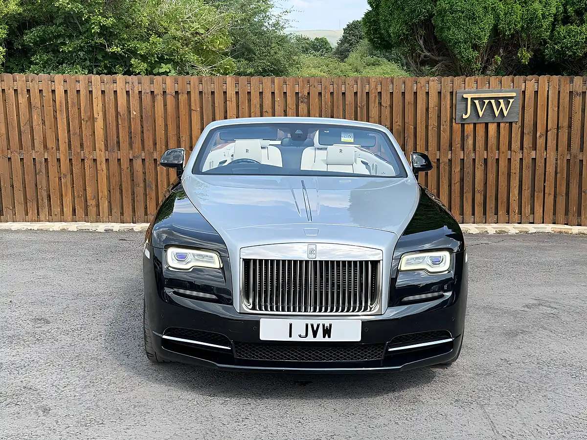 Used 2017 Rolls-Royce Dawn Convertible Black - Interior and Exterior details 4